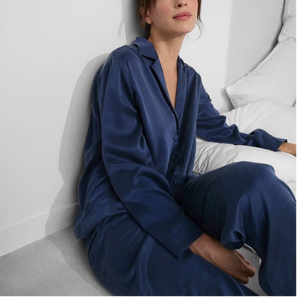 **READ** LUNYA NWOT Washable Silk Long Sleeve Pant Set in Deep Blue Size XL - Picture 1 of 7